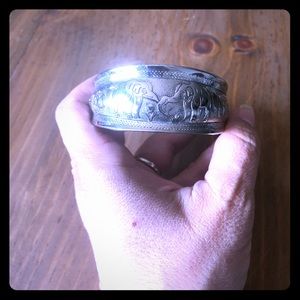 ⭐️3-$20 silver elephant cuff bracelet